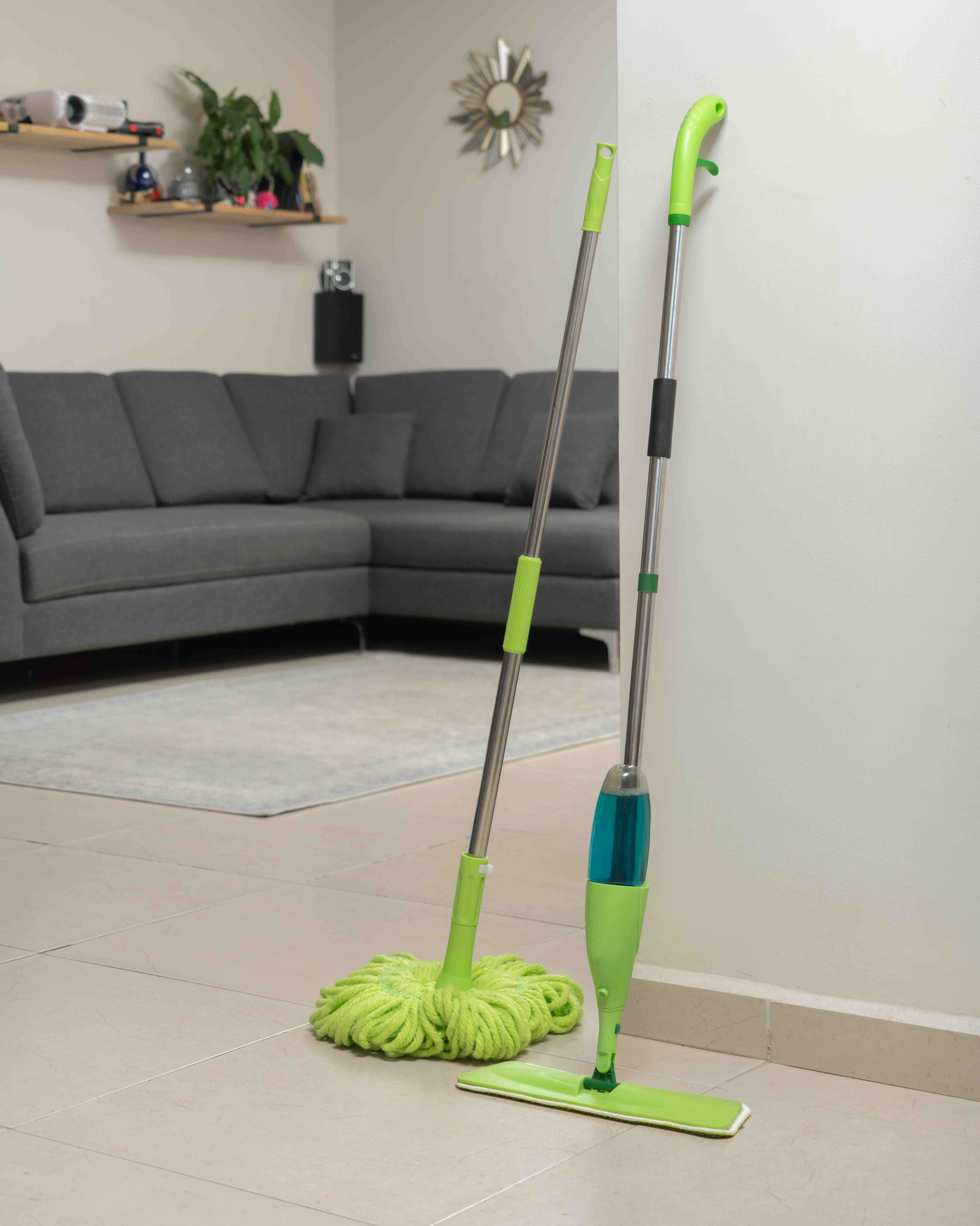 Dos presentaciones de los trapeadores de magitel